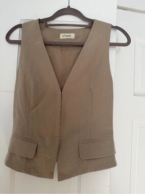 c'isa Taupe Sleeveless Vest Top
